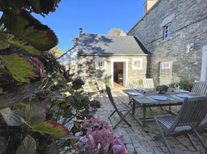 Breton house in Locquirec, near beach